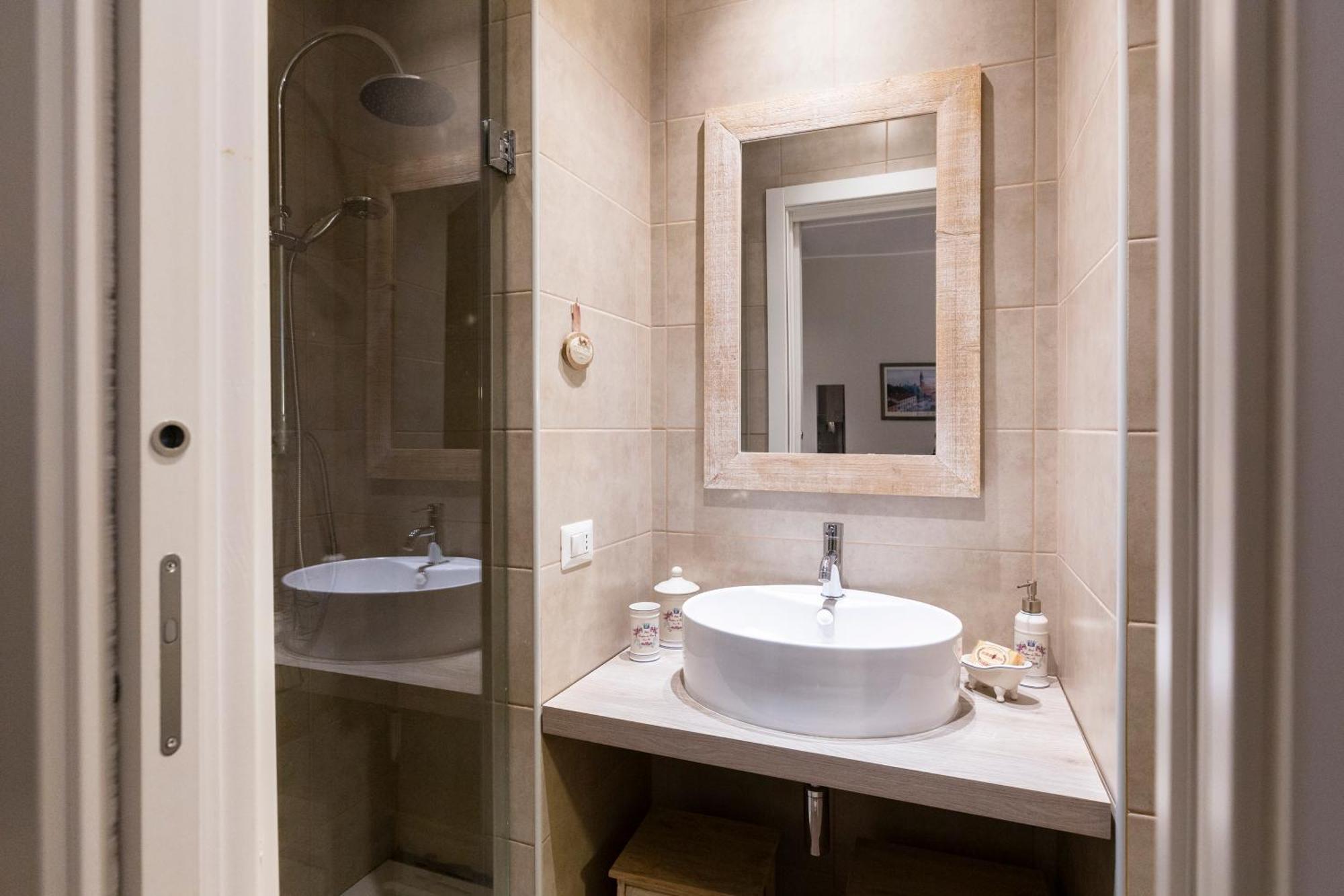 Charme Apartment Milan